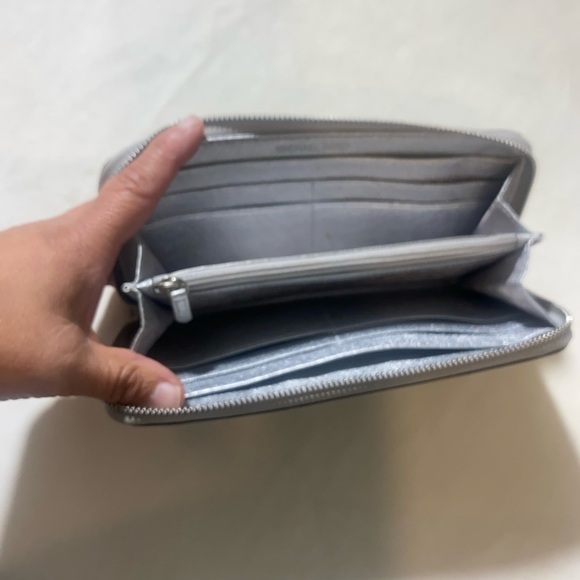 Michael Kors Gray Satchel and Wallet Set - Picture 4 of 8